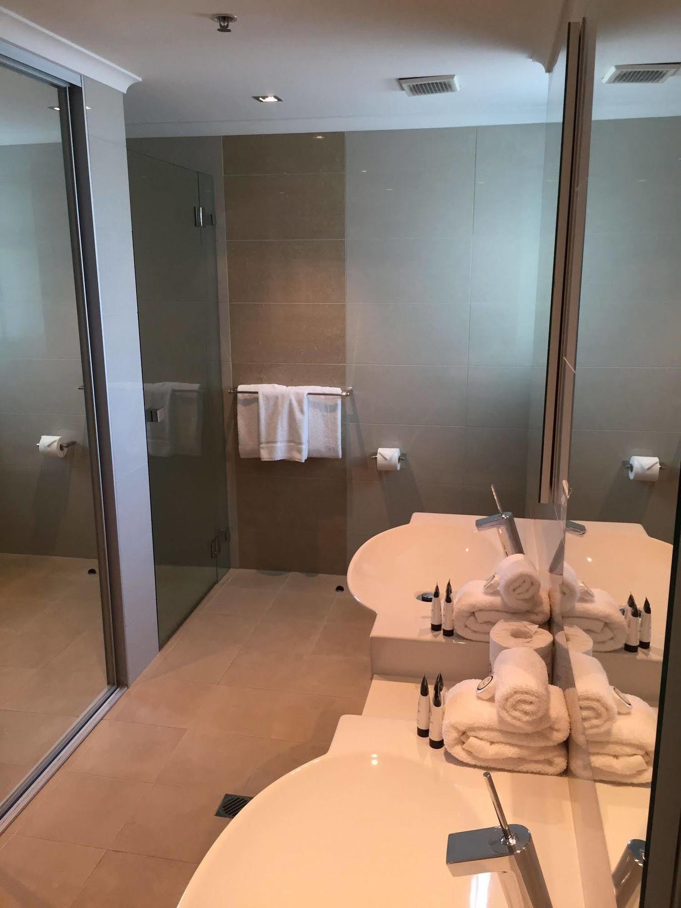 다윈 One30 Esplanade 아파트 외부 사진